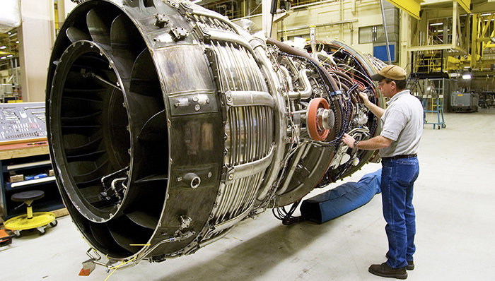 GE运用大数据预测飞机发动机损伤情况,工业互联网,飞机发动机检修