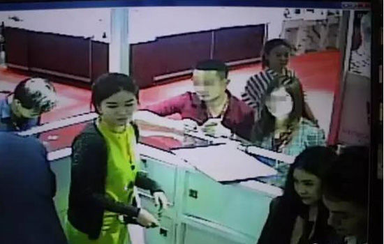 中国女游客在泰国偷吞6克拉钻石,肠镜一不小心