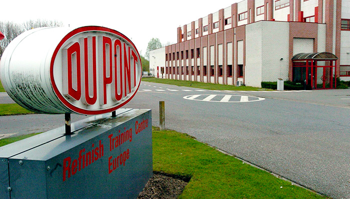 杜邦因污染被状告