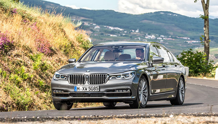 7系是BMW难得的自信