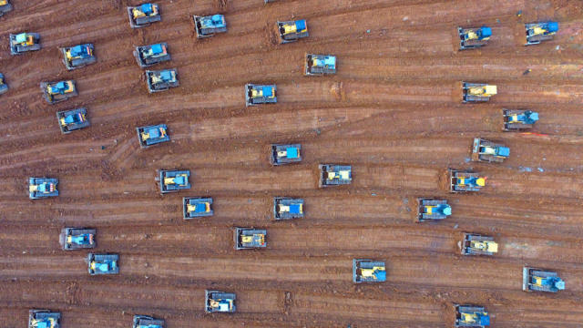 光明新区城管局原局长坠楼身亡