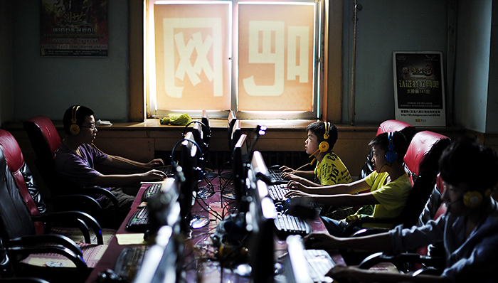 中学生是上网主力军