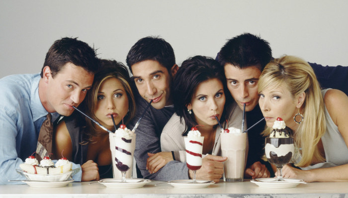 《老友记》演员重聚 安妮斯顿激动落泪