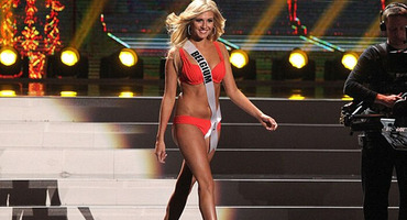 大赛最美“风景线” 细数今年欧洲杯美艳太太团