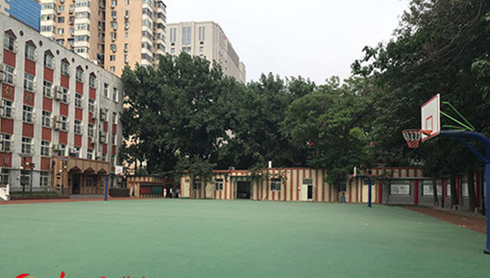 实验二小白云路分校,流鼻血