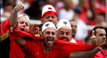 赢下罗马尼亚昂首告别欧洲杯 阿尔巴尼亚球员的奖励竟是外交护照