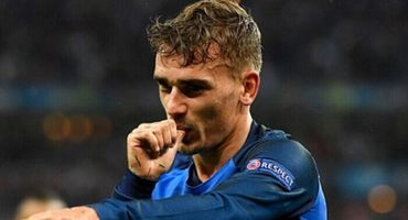 欧洲杯金靴今年去谁家 东道主法国三将PK贝尔C罗