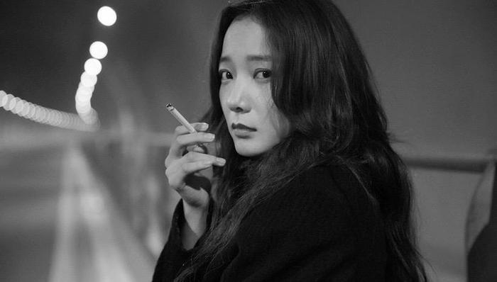 文艺青年,污名化,文青,文学艺术,孔乙己,村上春树,库布里克,长按,叶公,金阁寺