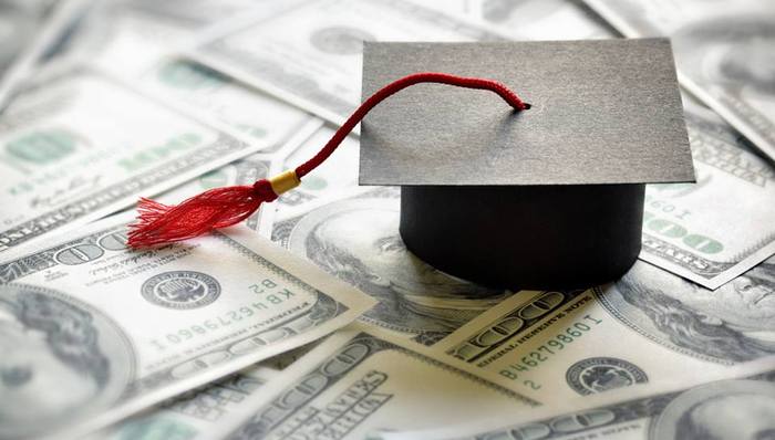 留学生,高校学费