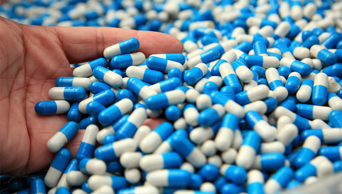 中老年人,诈骗,名医