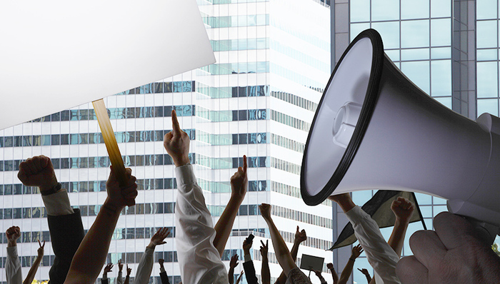 地产央企,重组安置