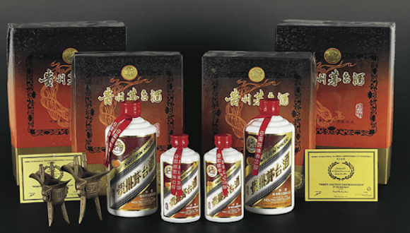 茅台五粮液岁末终端价齐涨百元 白酒又在饥饿营销?