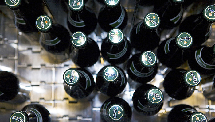 青岛啤酒,嘉士伯,大并购