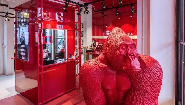 我們在倫敦體驗了全球唯一一家Armani Box美妝店