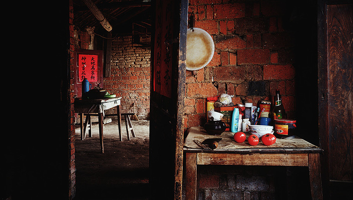 焦点访谈,整形,老彭,塘约村,村容村貌,小杨,猪圈,村干部,党员干部,村集体