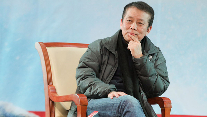 黄建新,电影监制,上影,电影制作,电影圈,智取威虎山,不污染环境,轮回,女儿国,钱学森