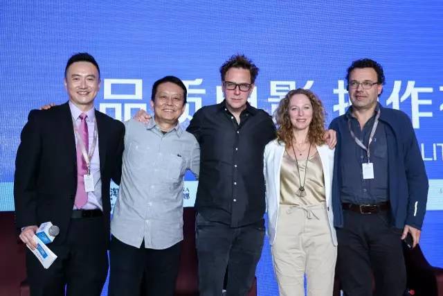 【上海电影节】黄建新谈电影工业化体系:中国永远都是中国特色,跟全球不太对接