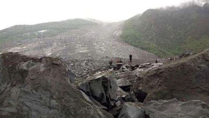 突发新闻,热点关注,茂县山体垮塌