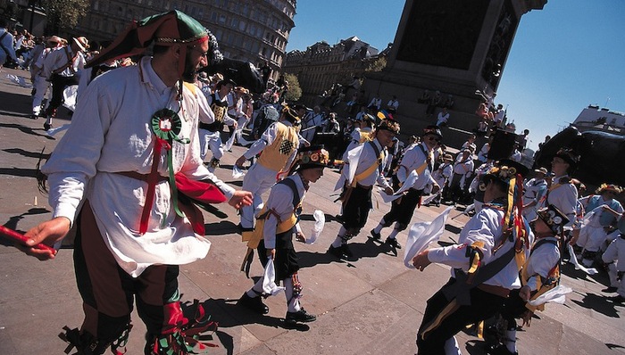 理财产品,互联网公司,支付宝,互联网创业者,付费,北京大妈有话说,中国广场舞行业研究报告,钱江都市报