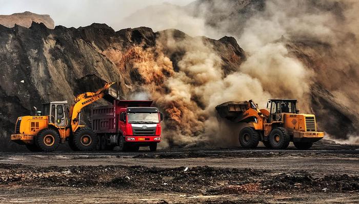 嘉能可,力拓,兖州煤业,巨头