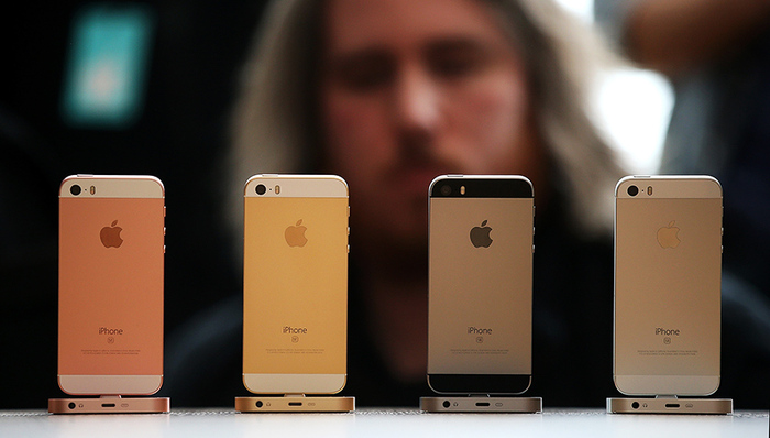 iPhone,谷歌,苹果手机,股价下跌,Pixel,Apple,下滑,评测,收盘,投资者