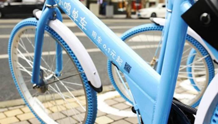 滴滴托管小蓝单车后: 它投资的ofo怎么办