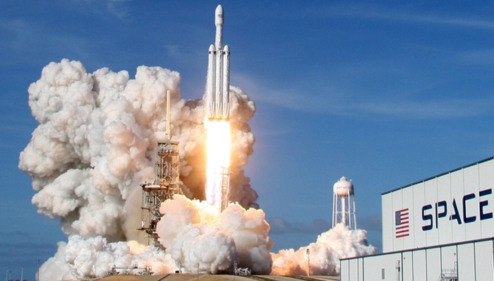 特斯拉,马斯克,猎鹰,SpaceX,发射,太空,花花公子,NASA