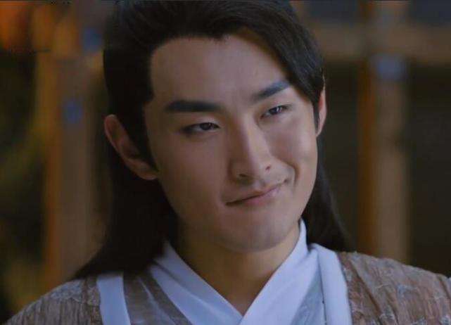 王彦霖,一个爱舔鼻头儿的男孩