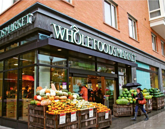 全食被亚马逊收购一年后卖得还不错 竞争对手们开始着急了