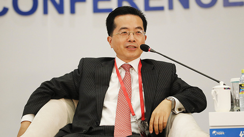 【界面现场】人保财险董事长缪建民:第四次科技革命正在动摇传统保险经营的基础