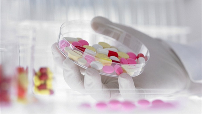 抗癌药,赫赛汀,医保目录,谈判范围,仿制药,降价幅度,非小细胞肺癌,国家医保,临床试验,肿瘤医院