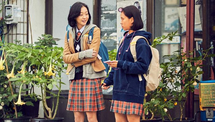 女主,naver,KO,允带,票房黑马,韩国版,票房冠军,影片,超能力,魔女