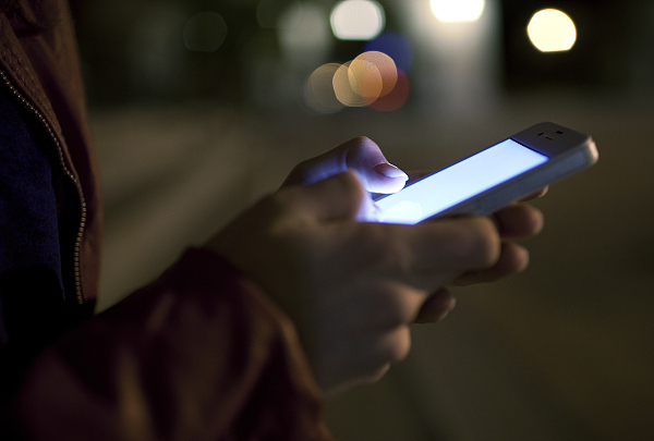 手机企业,手机品牌,魅族,罗永浩,Wiko,GFK,FactSet,旗舰手机,OV,天价手机