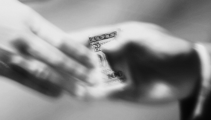 赵学伟,基金净值,基金代码,证监局,中恒集团,个股行情,被告人,单位行贿罪,案发,公安局副局长