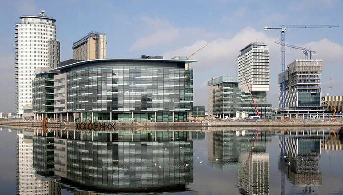 英国皇家特许测量师学会,英国房价