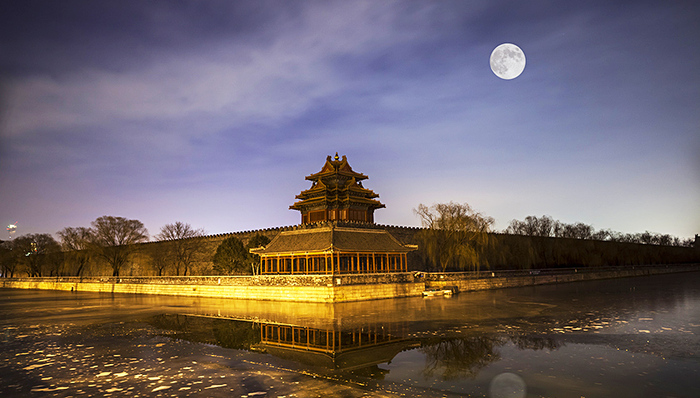 故宫94年来首次夜间开放,观众可免费预约看正月十五灯会