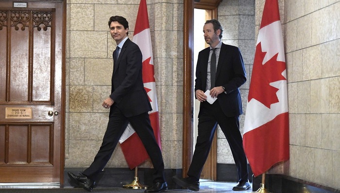 总理办公室,环球邮报,重大打击,自由党,幕僚,兰万灵,SNC,替罪羊,补救协议,议会选举