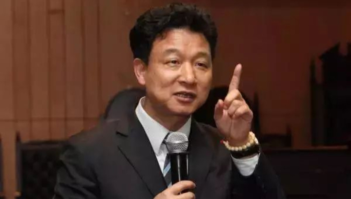 【专访】秦前红:《政务处分法》不能违背《监察法》基本精神