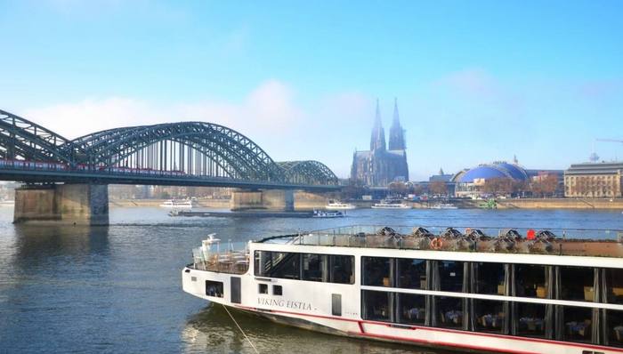 遇险挪威邮轮恢复动力,人员撤离工作暂停