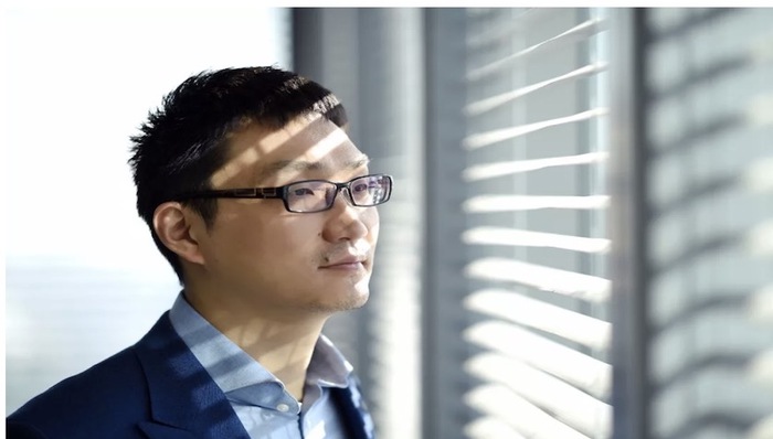 黄峥,三体问题,创业决策,战略,资产,小猎犬号,物种起源,异,同,打法