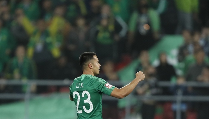 【体育晚报】李可成首名归化国脚 前网坛女双世界第一萨法洛娃退役