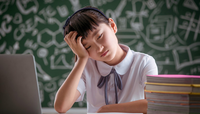 直播课,在线教育,烧钱