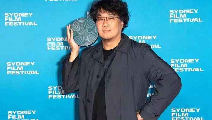 【文娱早报】奉俊昊《寄生虫》获第66届悉尼国际电影节最高奖项 广电总局拟于8月份开始重点电视剧“百日展播”活动