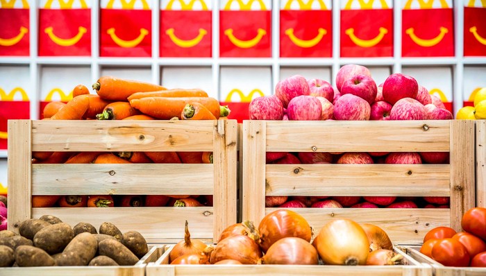 麦当劳开心乐园餐它变了,变为有蔬果的四件套