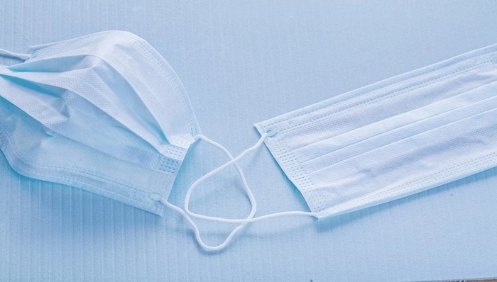 上海医疗救治专家组组长张文宏:儿童不易感新型冠状病毒的说法论据不充分