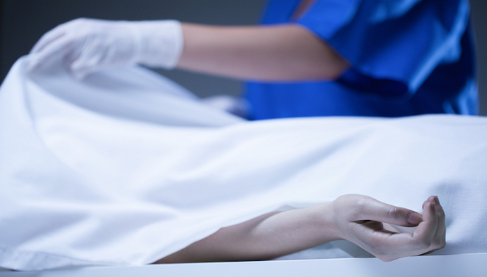 首个新冠肺炎逝者遗体解剖报告公布:病变聚焦肺部,其他脏器损伤证据不足