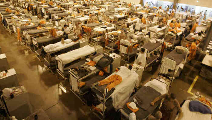 美国社会,新冠肺炎