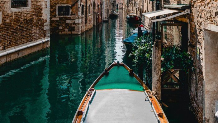 途牛,业绩,股价,资金链