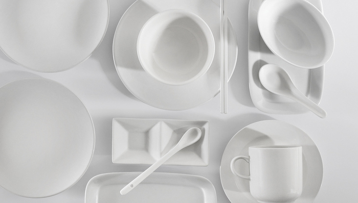 中疾控:尽量避免接触生鱼生肉,餐具可蒸15分钟消毒