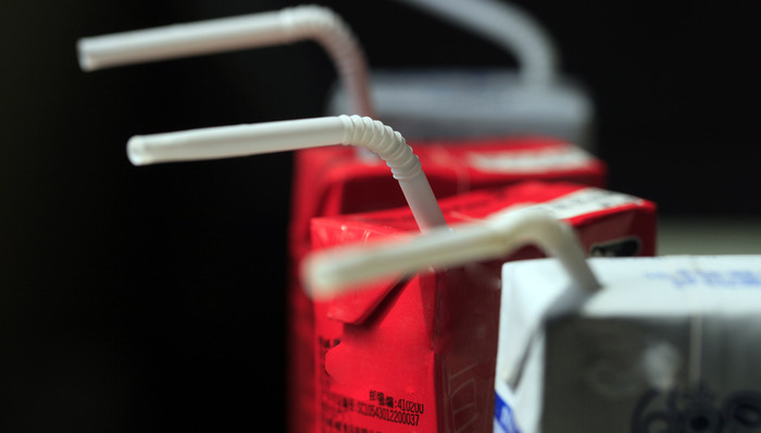 【特寫】紙吸管更環(huán)保是不是一個謊言？